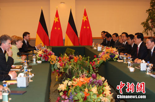 �����λ���¹�����Ĭ�˶�