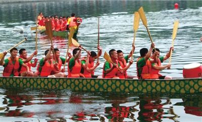 ���۾���