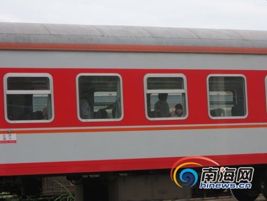 ���������ش�ͻ�������¼�Ӧ����Ԯ10��λ����