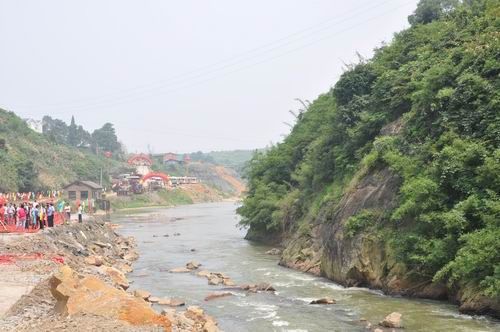 Ƽ��Ψһ����Ͽƽ��������ɽ����ˮ�������ʽ��բ��ˮ