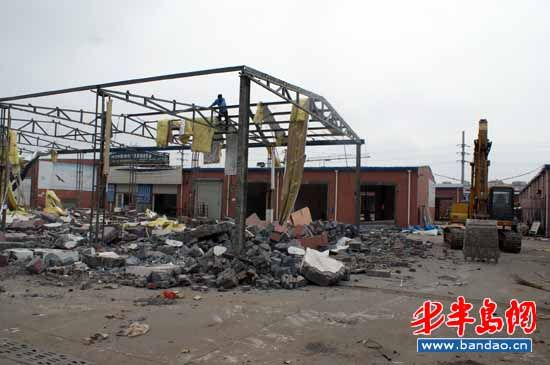 超期服役临建变违建长沙路38号型材市场将拆除