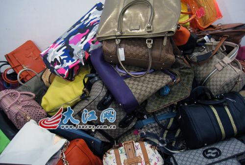 �ϲ����400���߷¹�������ֻ����͵����谵��