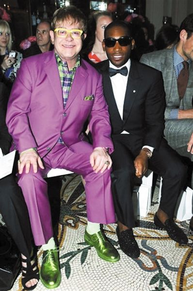 王储推广时装非常敬业