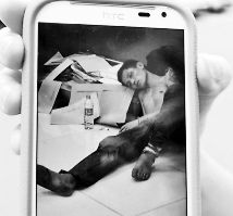 ��������Ů����Ь��׷200�׺��ͽ��̱�ڵ�