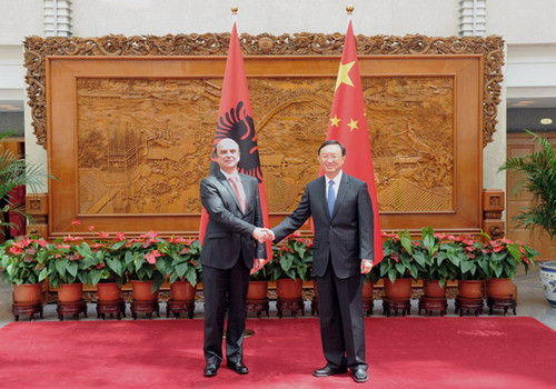 �����ͬ�����������ⳤ���л�̸