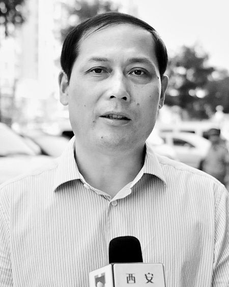 市城管执法局承诺: 认真履行职责按时完成所承