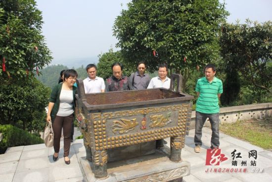 怀化市文化市场综合执法局来靖调研文化市场综合执法工作