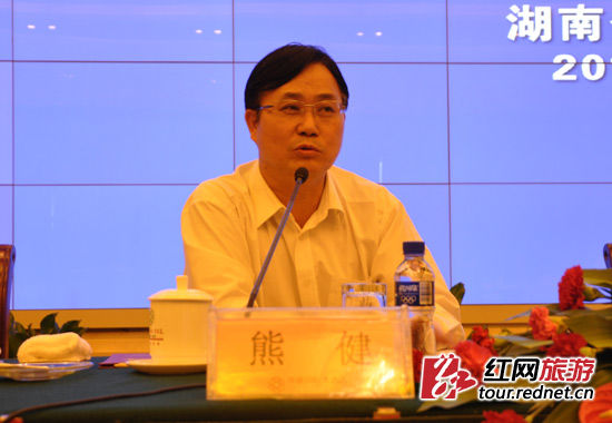 专家学者热议《旅游法》草案旅游业将有法可依