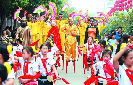 非来不可外地客扎堆重庆游