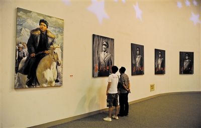 2011年6月29日,宋庄上上美术馆举办建党90周年漫画民生展览.
