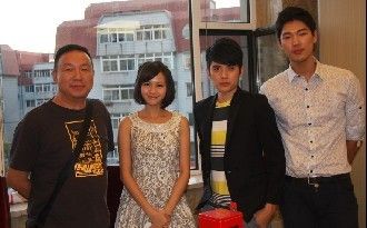 2012��Ͽ��������ӰƬչ�ߺ��ĵ�Ӱ��̸��Բ����Ļ