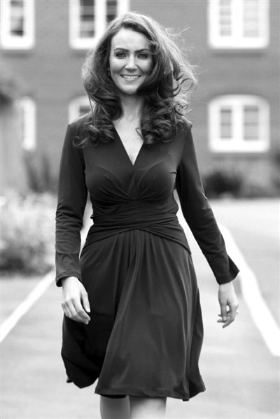 那些“野”替身的生意经