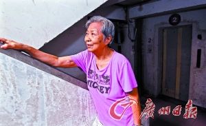 交楼11年,电梯还没装好!