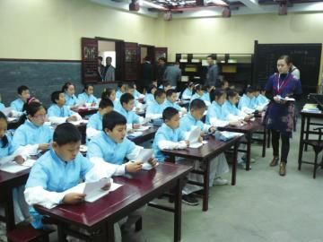 莫斯科人均绿地面积_学校人均占地面积(3)