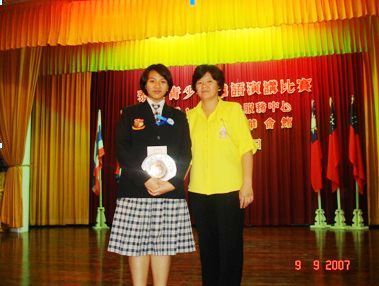 ̩�ϰ�����ѧУУ��:ȫ�Ľ��ڻ���24�겻���ഺ