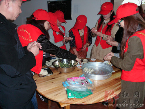 安仁志愿者开展春天的问候主题慰问活动_新