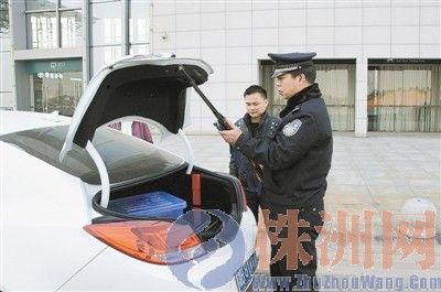 他的车后备箱暗藏玄机 一把高压气枪和743发铅