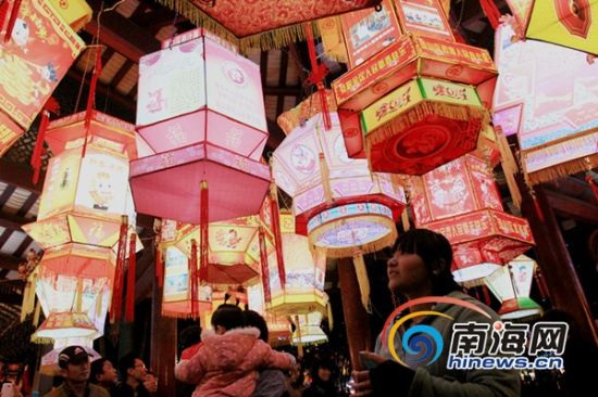 [猫在旅途] 府城元宵换花节 海瑞故居大榕树下许愿 [猫在旅途] 元宵节