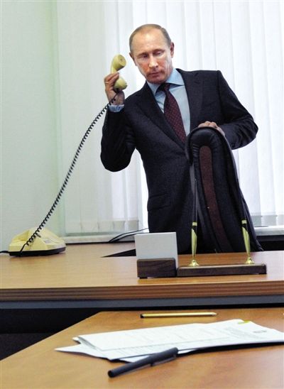 普京主动致电奥巴马 谈1小时乌克兰