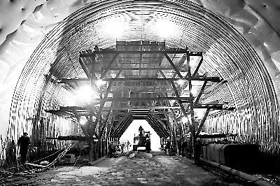 合福铁路明年上半年将通车