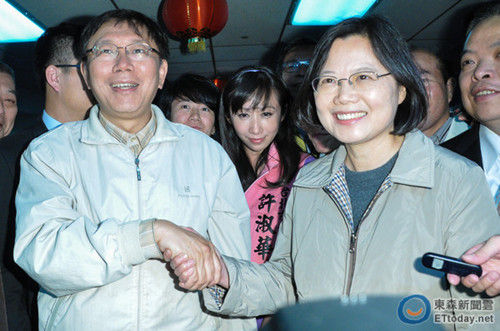 柯文哲拟低调拜会蔡英文 称蔡不喜欢一堆记者