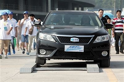 羡慕代驾月入上万?你能过这些关吗?