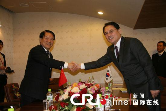 中国文化部部长蔡武与日韩文化部长举行会晤(