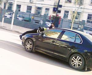 ʯ�����Ƴ����������ǧ���ӽ�����ͬ��ͼ��