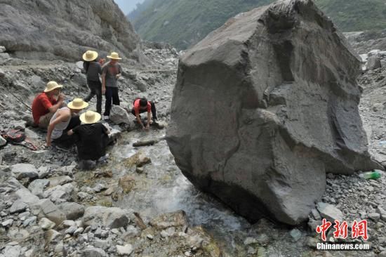 汶川地震三周年灾区走笔:寂寞的震源点(图)