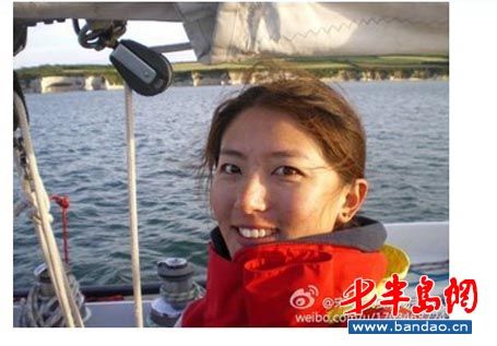 青岛<em>美女出征</em>克利伯帆船赛 曾任体育主播(图)_