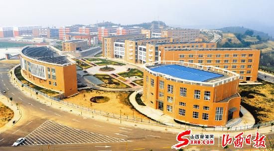 柳林县两所中学进入最后收尾工程(图)