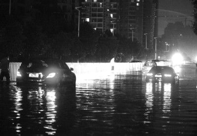 昨夜暴雨单小时史上最强(图)