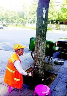 ͼ�ģ�������·�ߴ���̾����Ͳ������