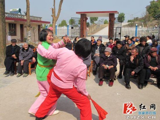张家界永定区大力推进公共文化体系建设(图)
