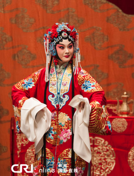 国家优秀保留剧目《杨门女将》全国巡演在京启动(组图
