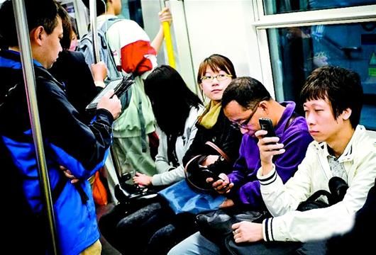 图文:被绑架的低头族如何走出困境