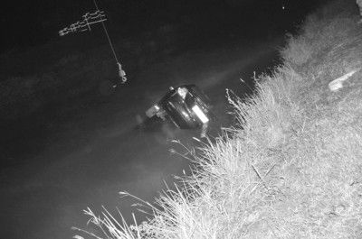 滁州一男子设局谋杀妻子 故意把车开河里让其