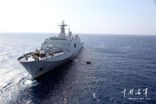中国军方派多兵种参与马航失联客机搜救行动(图)