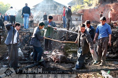 广西三江侗族自治县发生特大火灾 夺八条生命