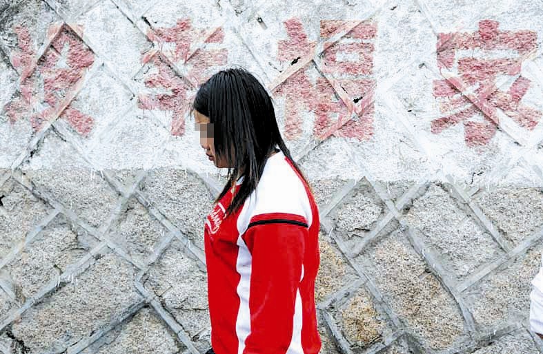 残酷真相:我竟是他借腹生子的工具