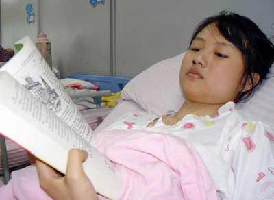 14岁女孩身患白血病努力读书考北大(图)