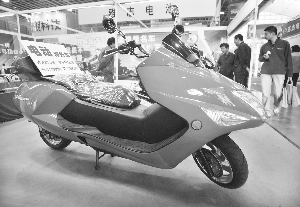 这款电动摩托哪卖?谁知道?谢谢!