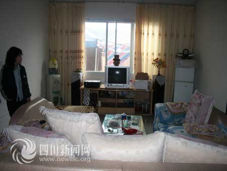 什邡洛水镇 受灾村民住上联排别墅(图)