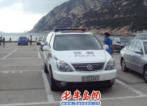 这辆牌号为“晋·00344警”的别克商务警车,从山西