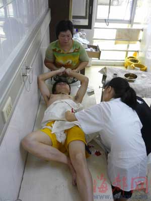 村委会选举竞选人家属砍伤对手儿子(图)