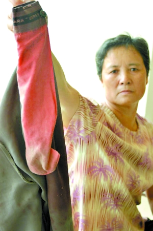 男子帮人追贼脾脏被刺穿 紧追300余米晕倒(图)_新闻中心_新浪网