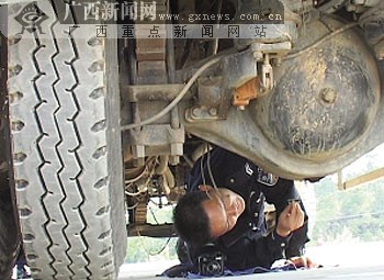 一大货车在武鸣交通肇事3死1伤 司机涉嫌肇事