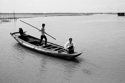 乡村医生划小船出诊19年走过水路可绕地球两圈_新闻中心