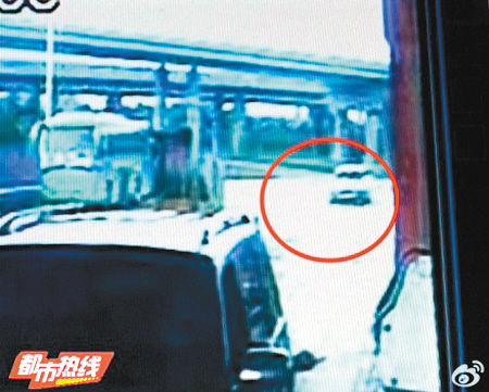 ���¼����ʾ��ԽҰ���ӳ���������