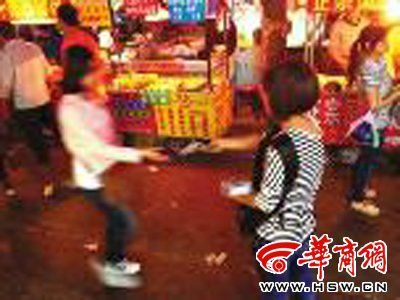 ����9ʱ��ɳ���壬��Ұ�����ˣ��ң�